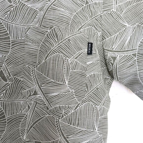 Molokai Surf Shirt Men Medium Short Sleeve Collar Button Up Green Leaf NWOT - Picture 4 of 10